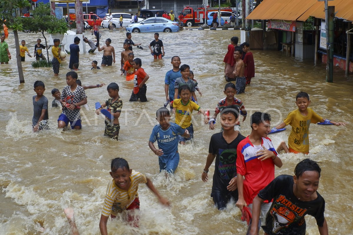 BANJIR IBU KOTA | ANTARA Foto