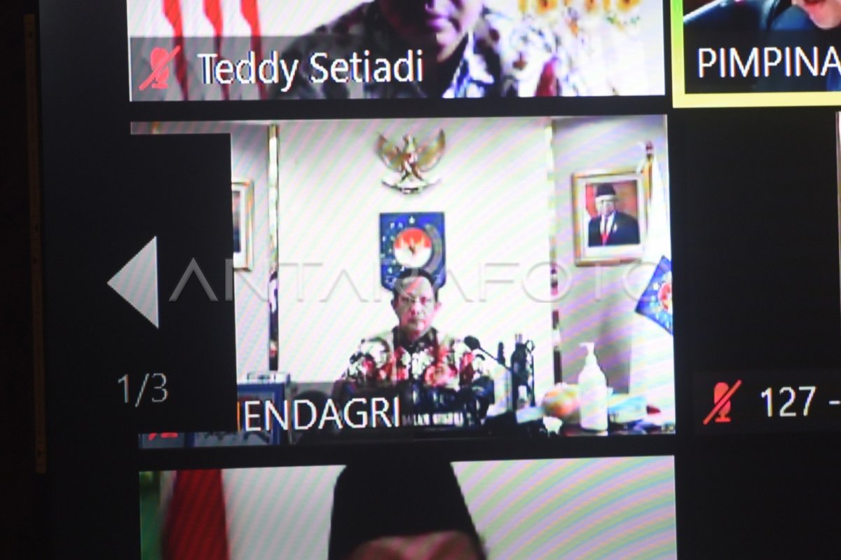 Pembahasan Pilkada Serentak 2020 Antara Foto