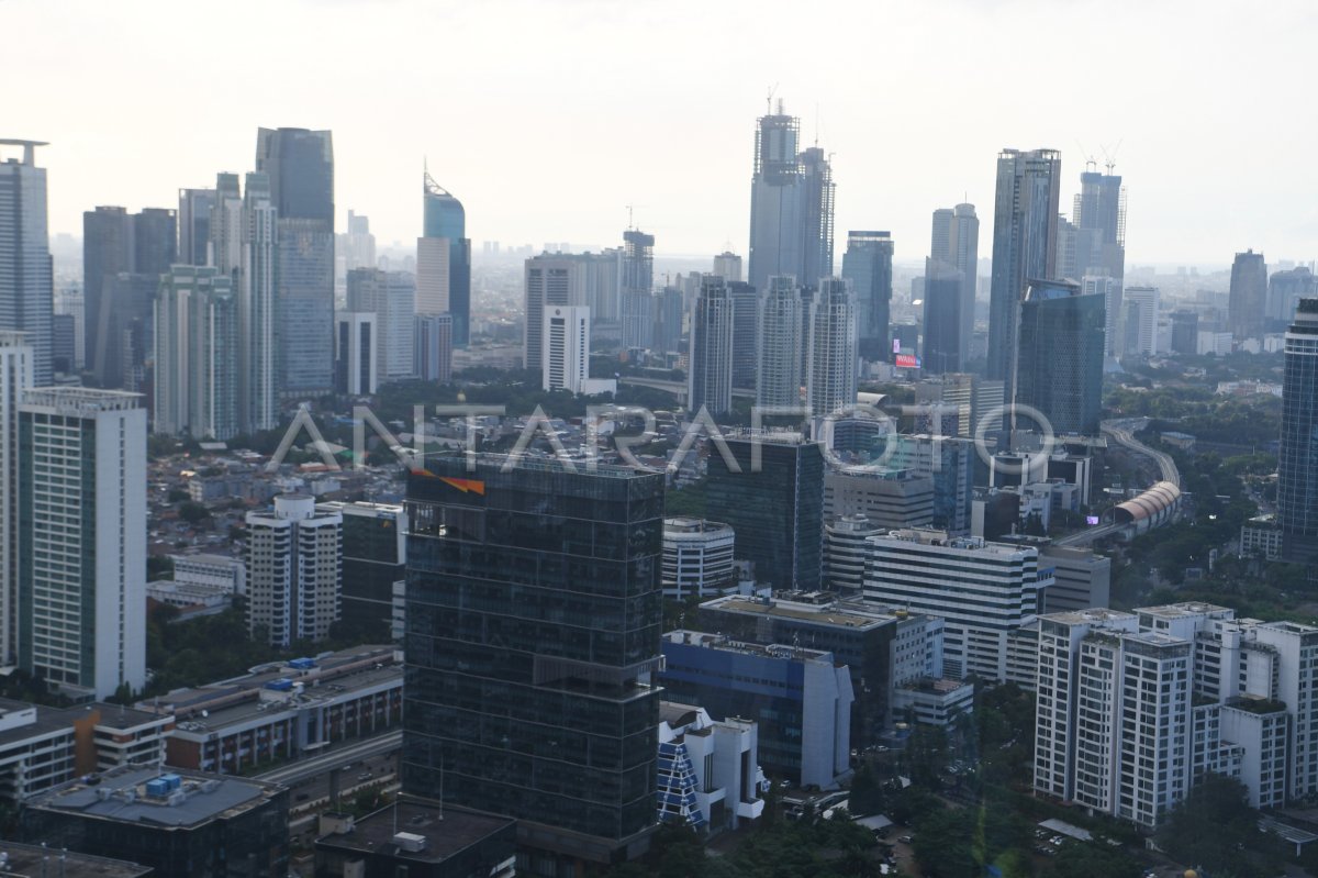 PROYEKSI PERTUMBUHAN EKONOMI KUARTAL II 2021 | ANTARA Foto