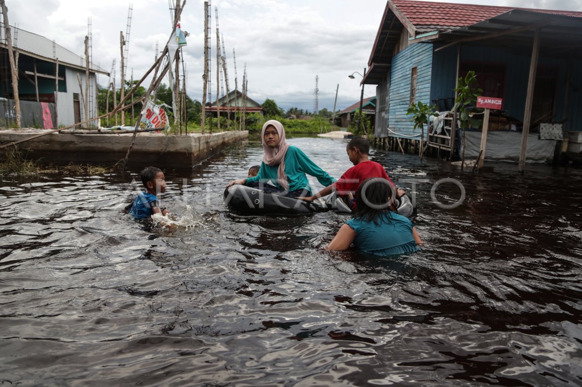 Penetapan Status Siaga Darurat Banjir Di Palangkaraya Antara Foto