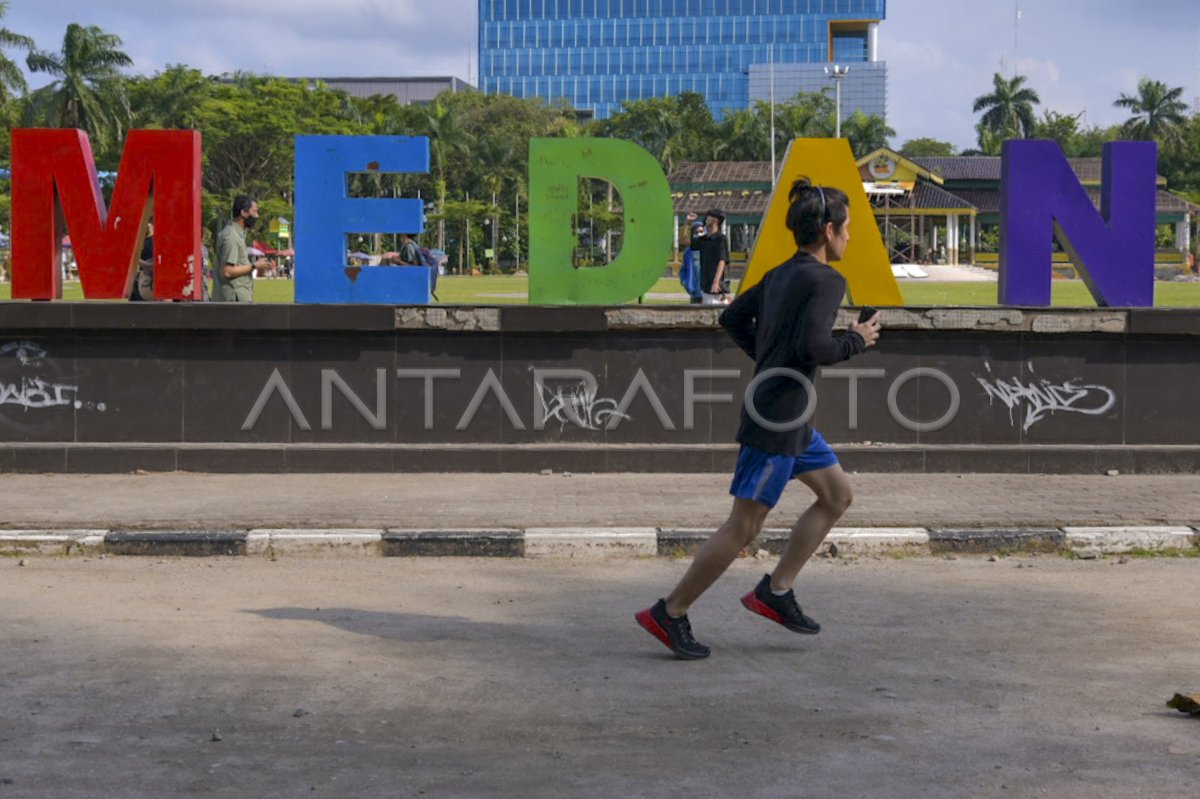 Revitalisasi Lapangan Merdeka Medan Antara Foto 5256