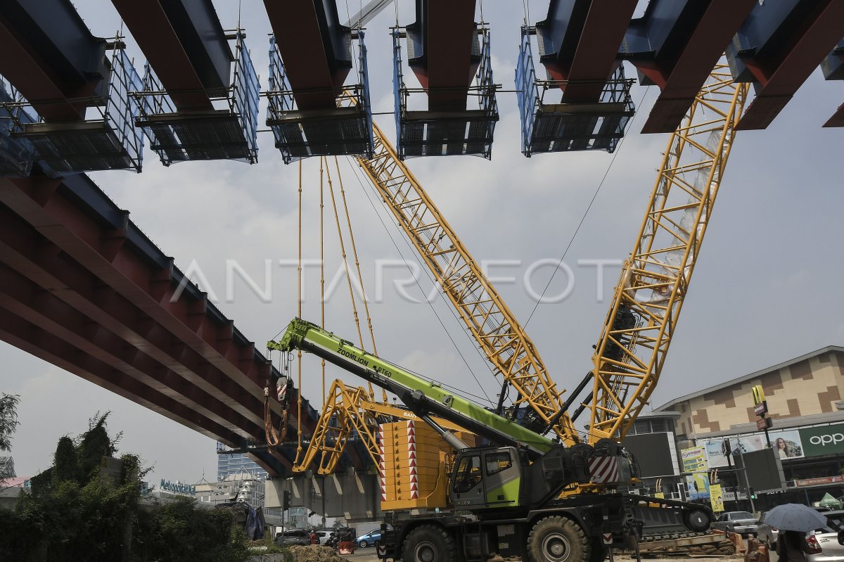 PROGRES PEMBANGUNAN TOL BECAKAYU SEKSI II A | ANTARA Foto