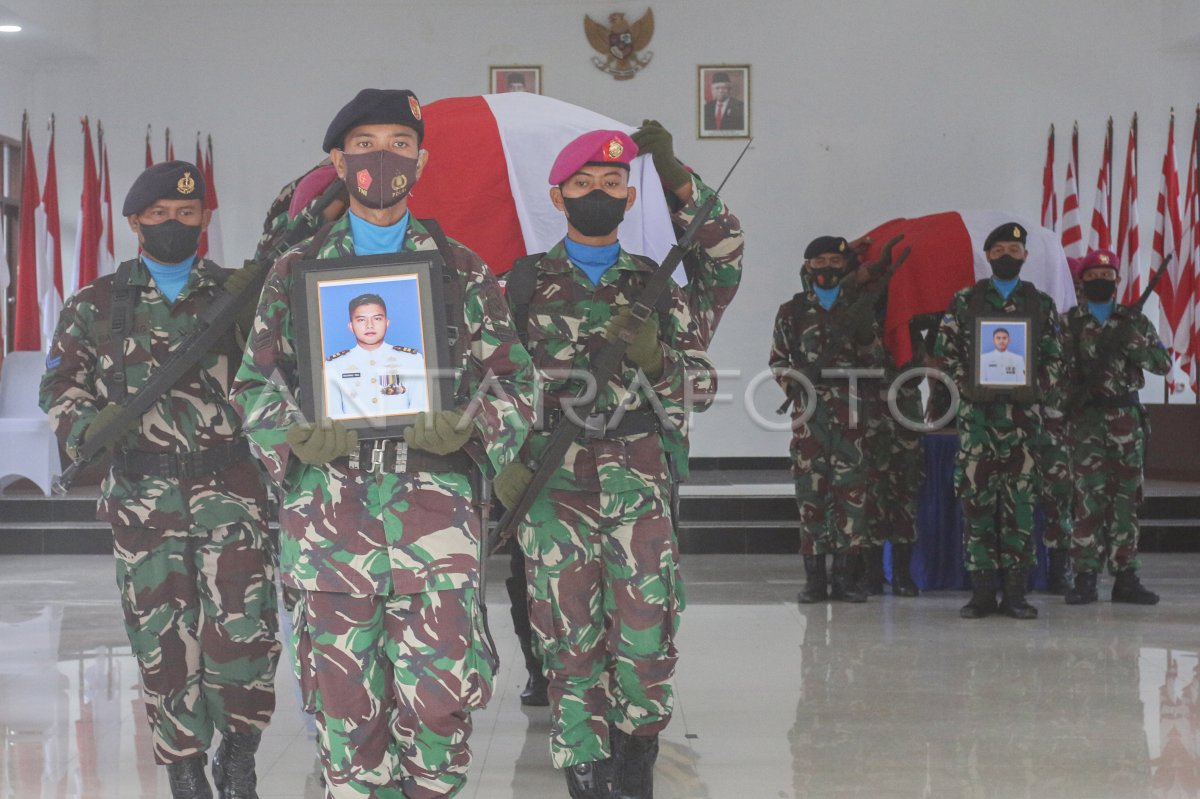 Prajurit Marinir Gugur Diserang Kst Antara Foto