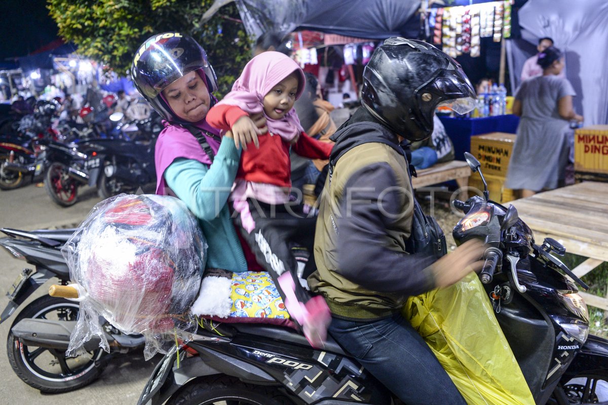 PEMUDIK SEPEDA MOTOR KELUAR IBU KOTA | ANTARA Foto