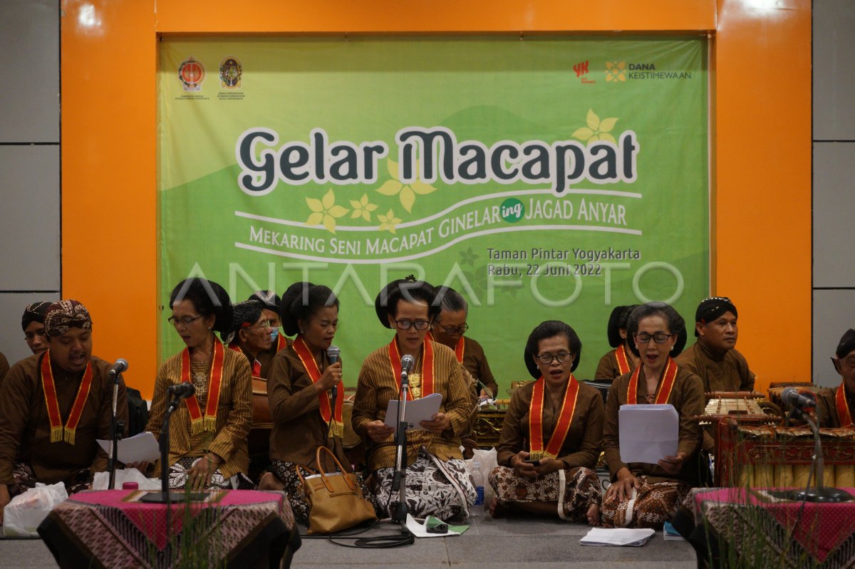 GELAR TRADISI MACAPAT