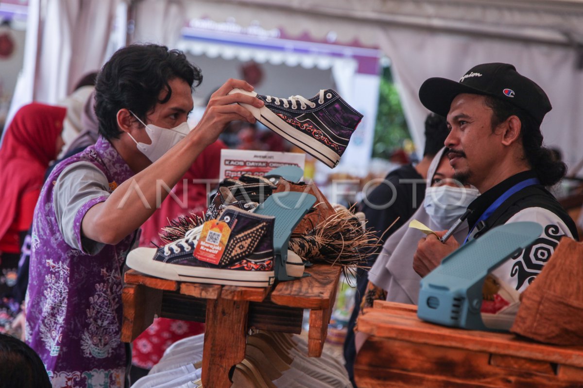 FESTIVAL PAMERAN UMKM DAN PARIWISATA KALIMANTAN TENGAH