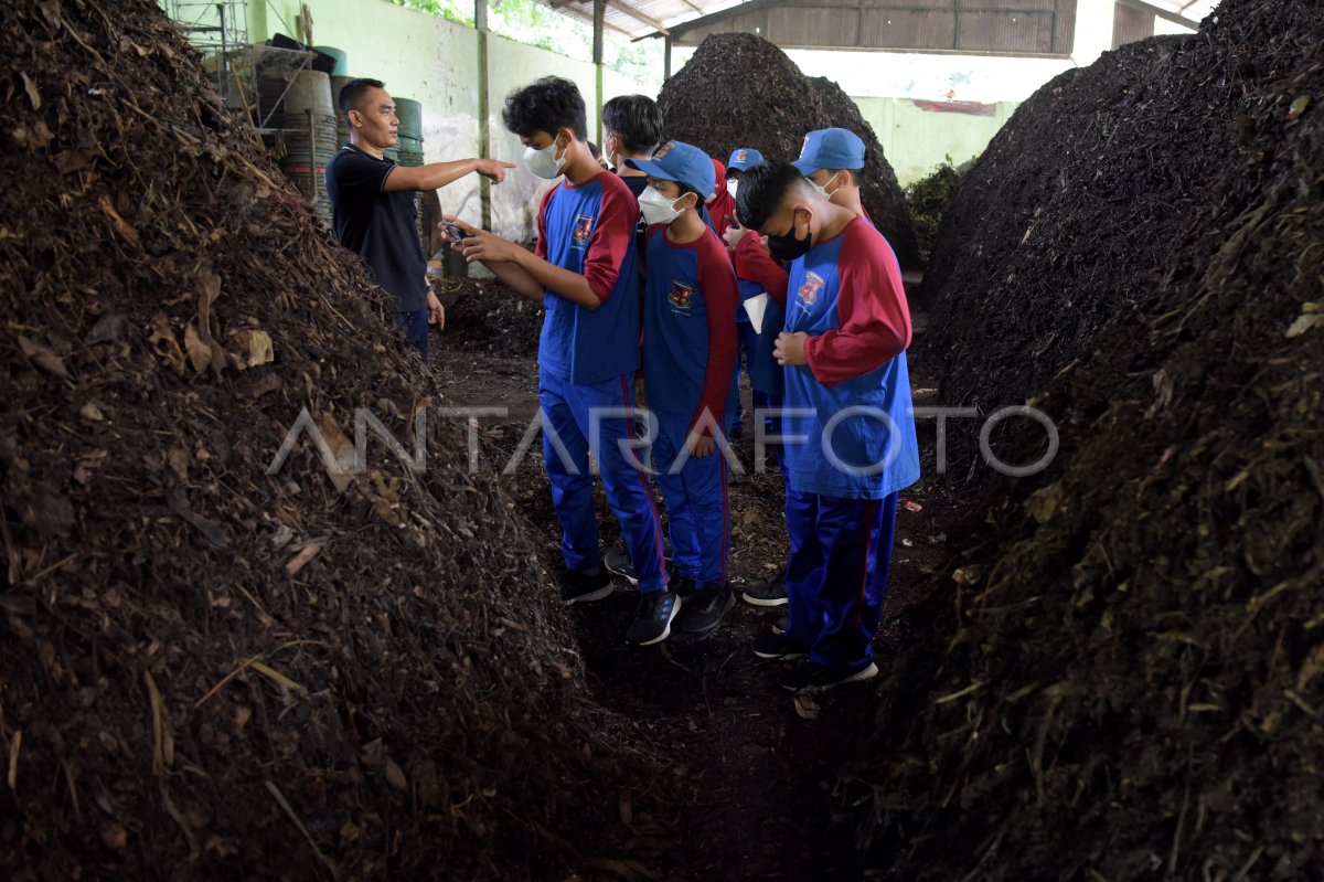 Siswa Belajar Pengolahan Sampah Organik Antara Foto 0237