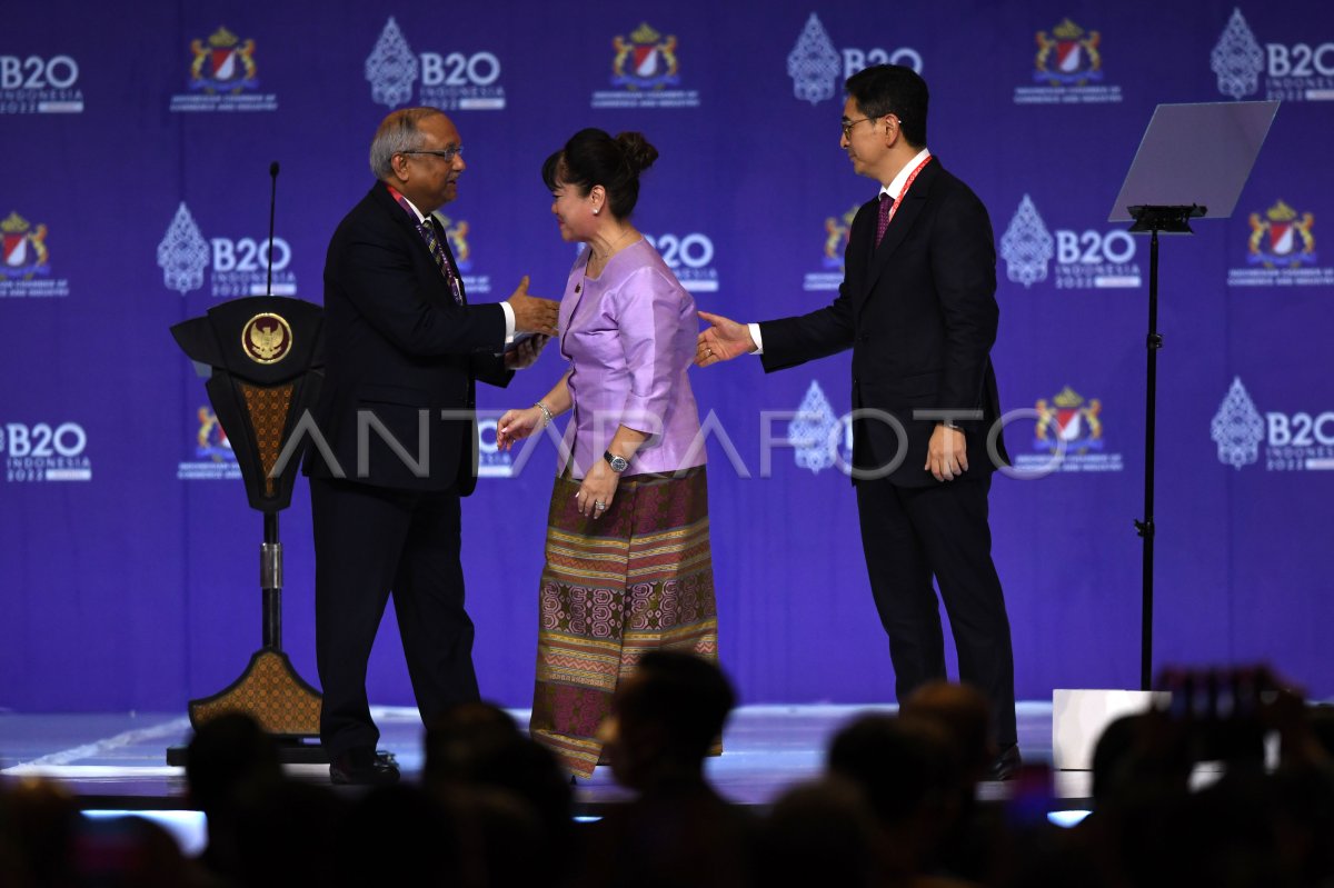 SERAH TERIMA B20 SUMMIT KE INDIA | ANTARA Foto