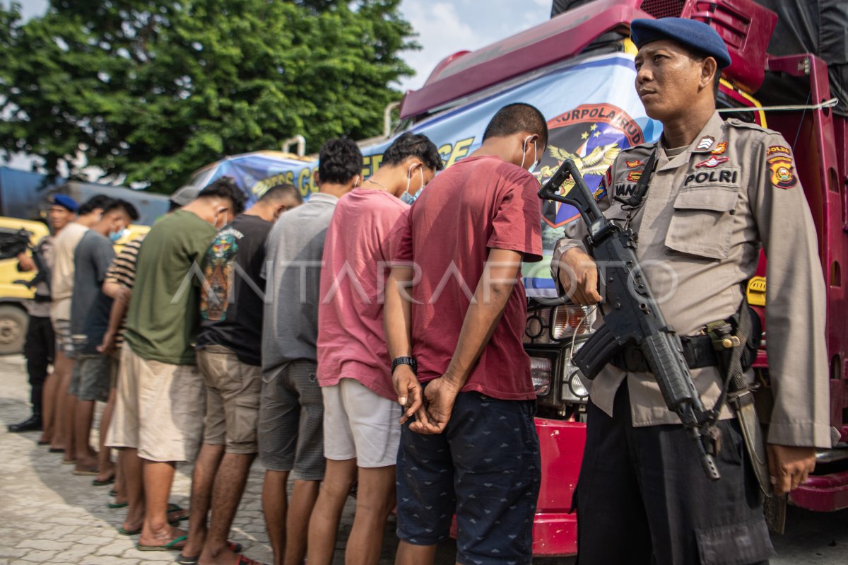 RILIS KASUS PENANGKAPAN BBM ILEGAL DI PALEMBANG