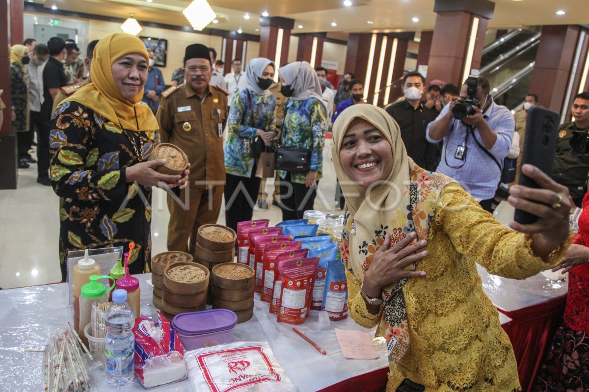 KUNJUNGAN GUBERNUR JAWA TIMUR DI KALIMANTAN TENGAH | ANTARA Foto