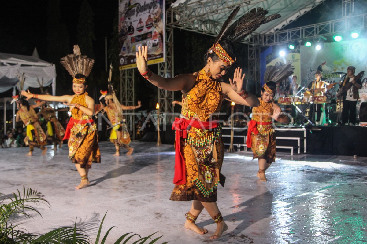 GELARAN FESTIVAL PENTAS SENI DI PALANGKA RAYA