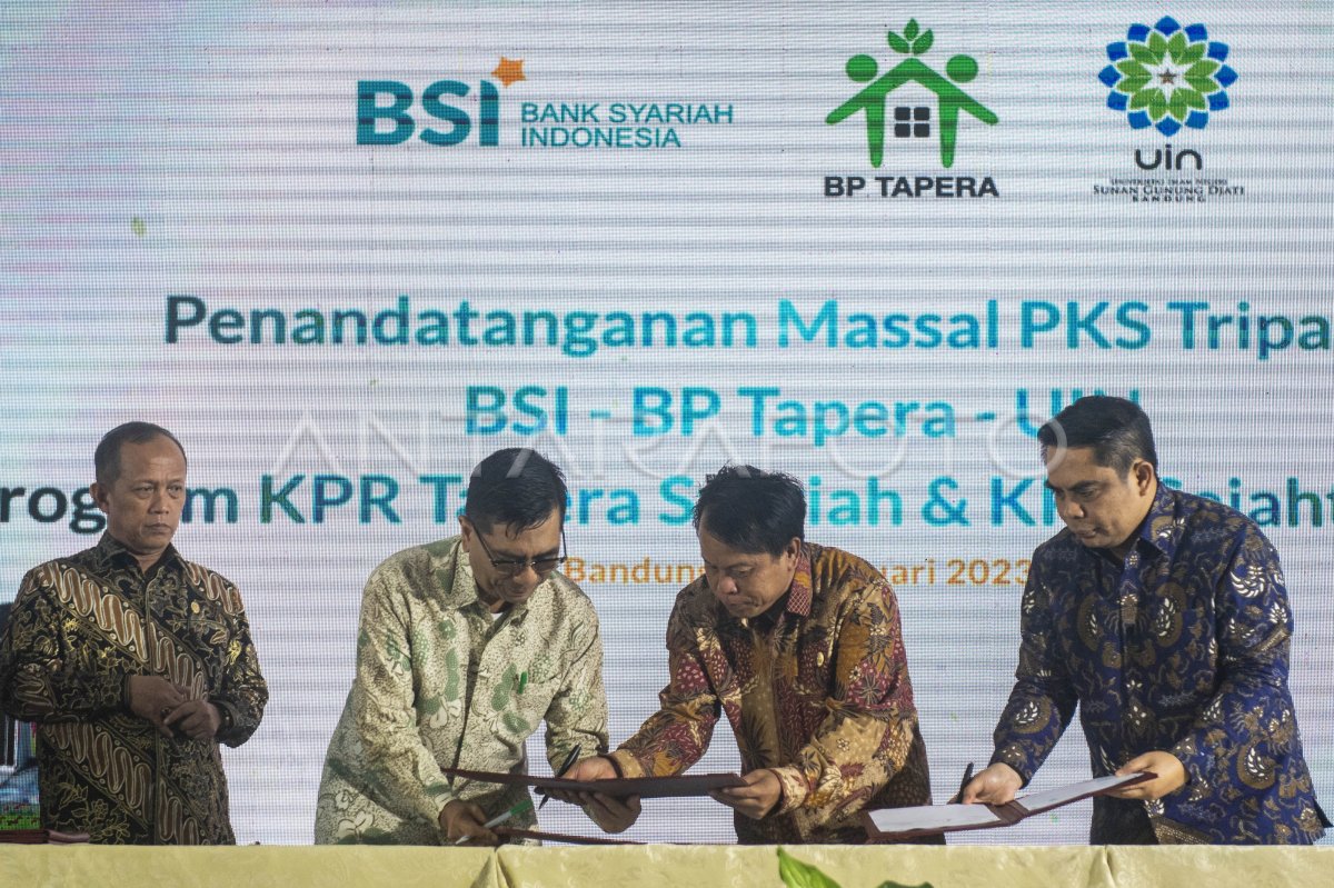 PENANDATANGANAN PENYALURAN KPR SYARIAH