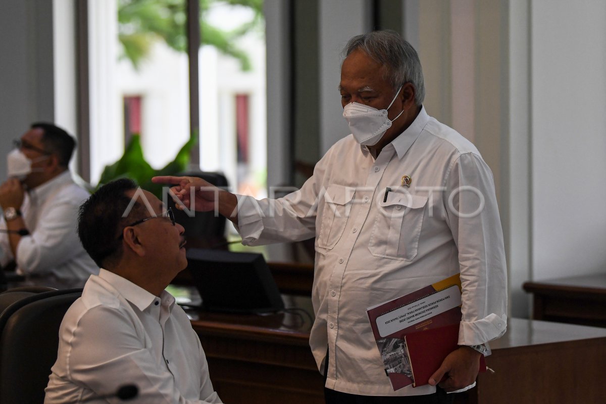 RAPAT TERBATAS KERANGKA EKONOMI MAKRO 2024 | ANTARA Foto