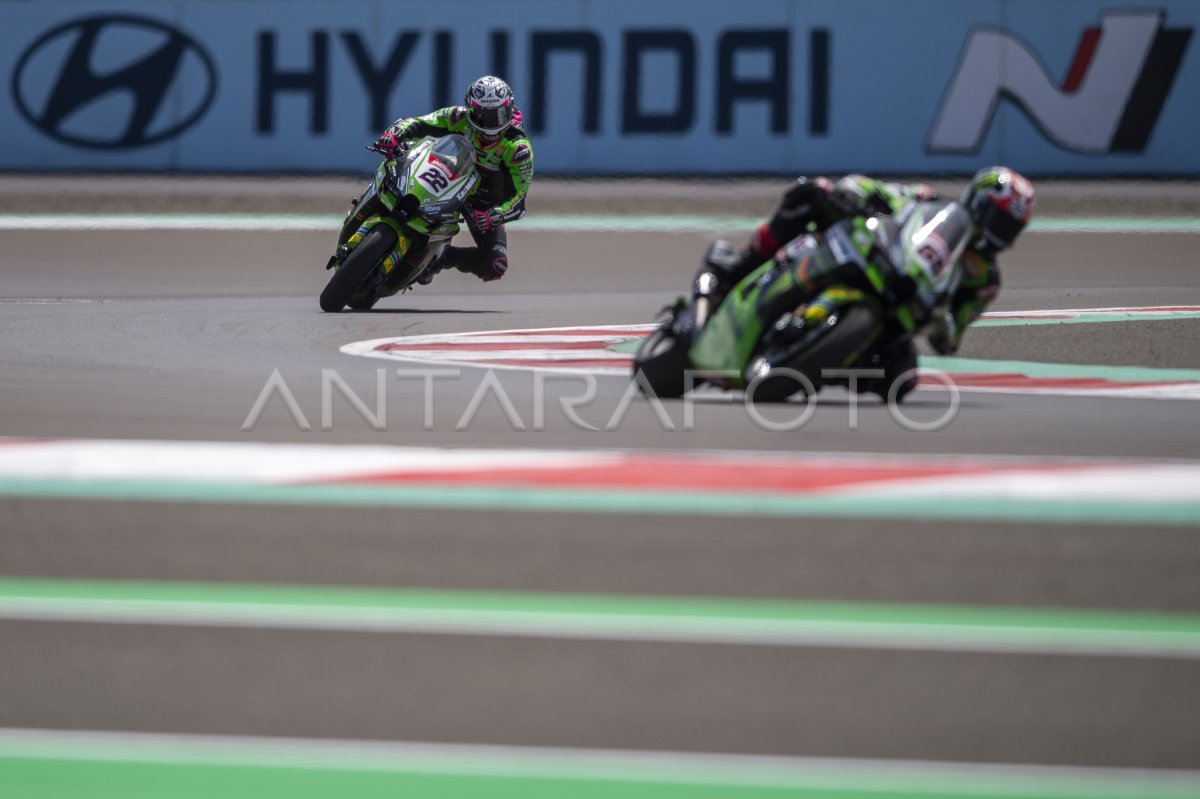 SESI LATIHAN BEBAS PERTAMA WSBK | ANTARA Foto