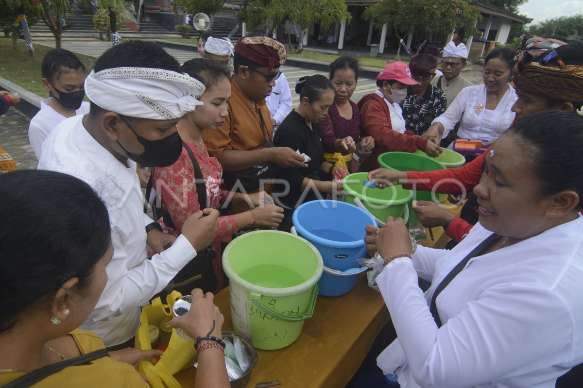 Upacara Tawur Agung Kesanga Di Palu Antara Foto