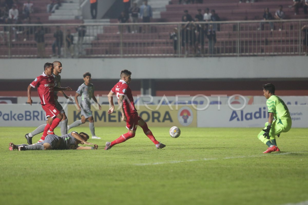 PERSIS SOLO MELAWAN PERSEBAYA SURABAYA
