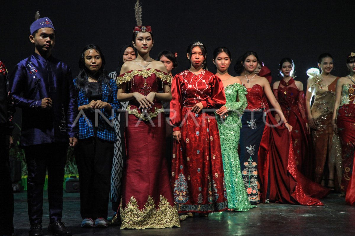 Gelaran seni budaya pelajar di Palangka Raya