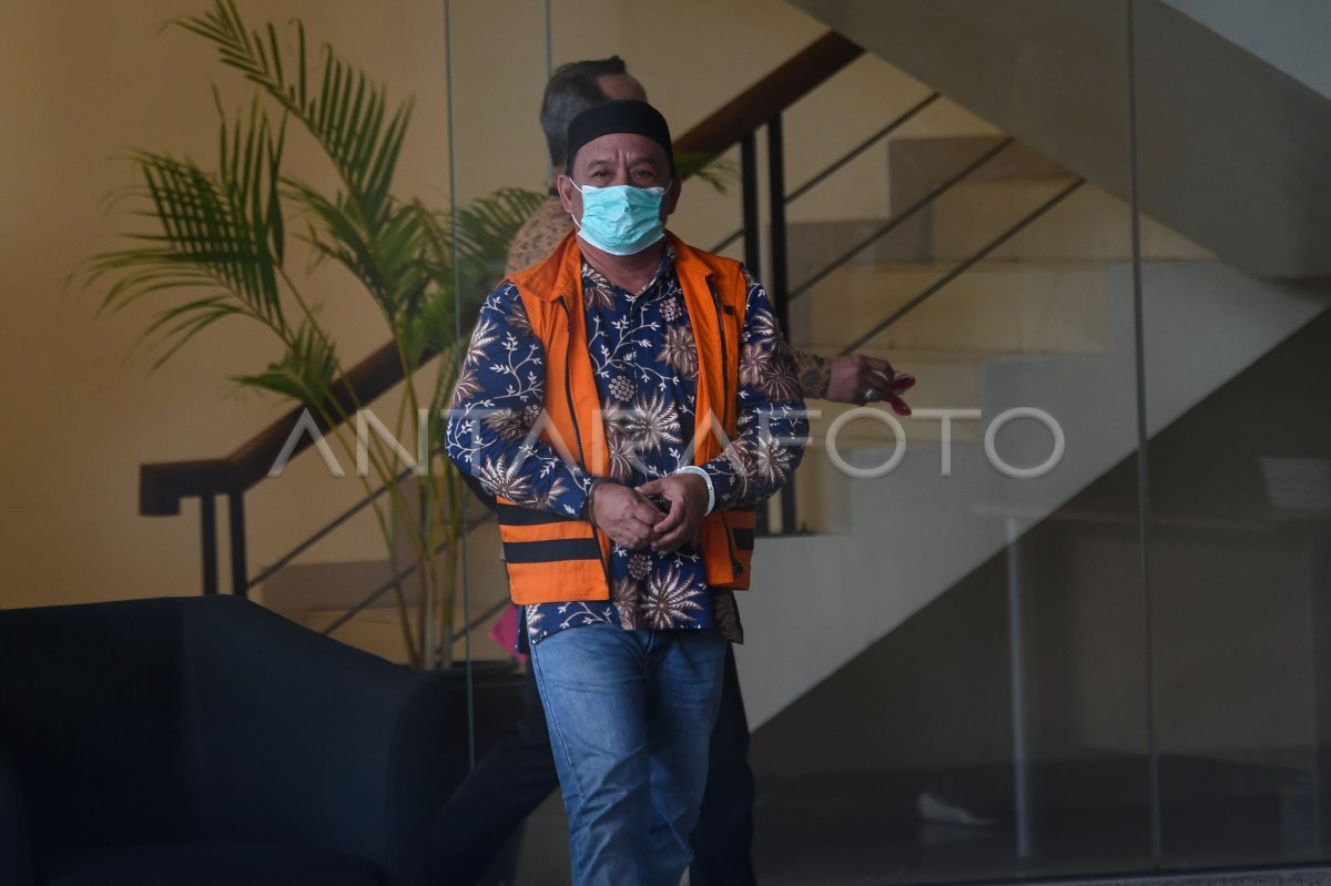 Pemeriksaan tersangka suap RAPBD Jambi