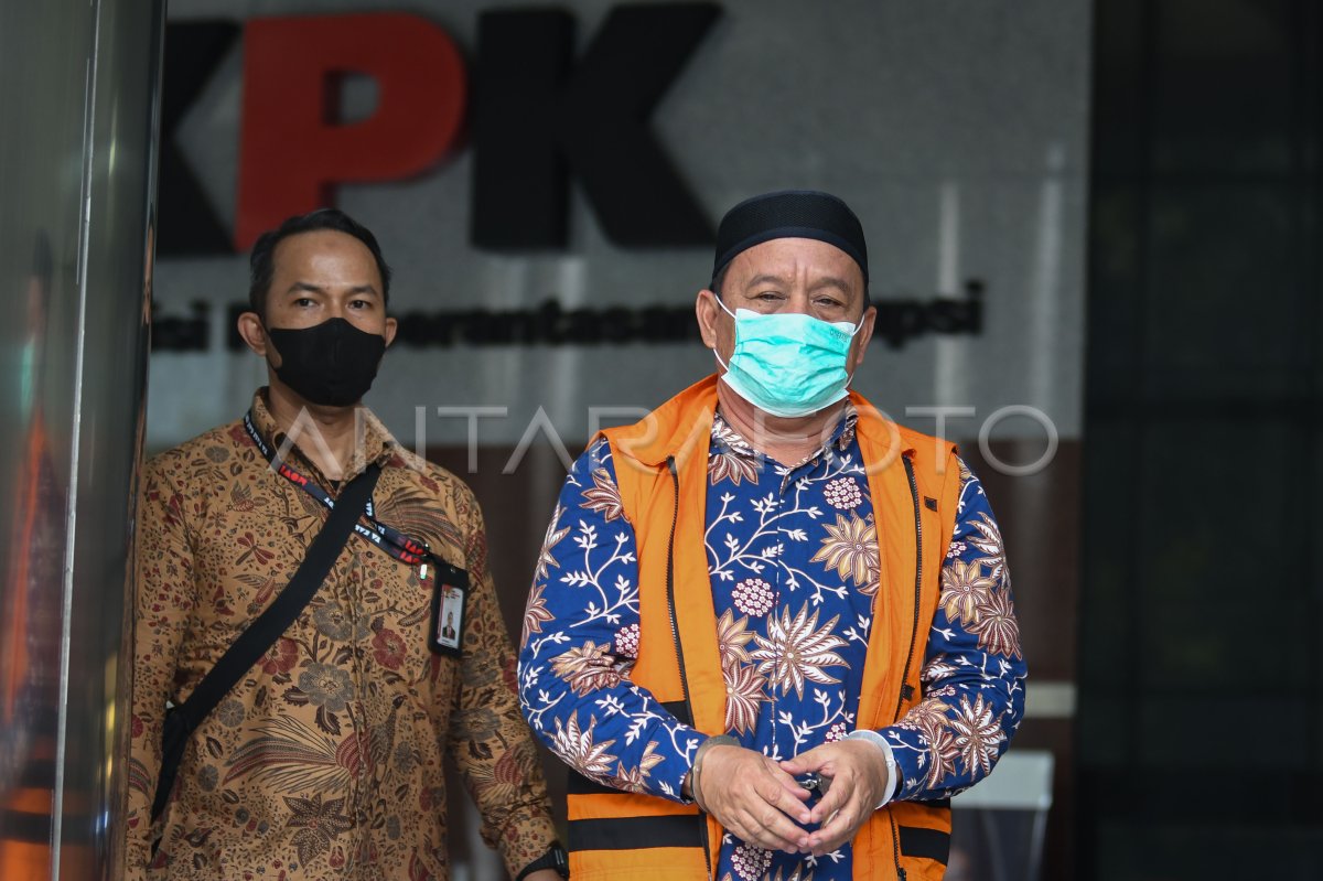 Pemeriksaan tersangka suap RAPBD Jambi