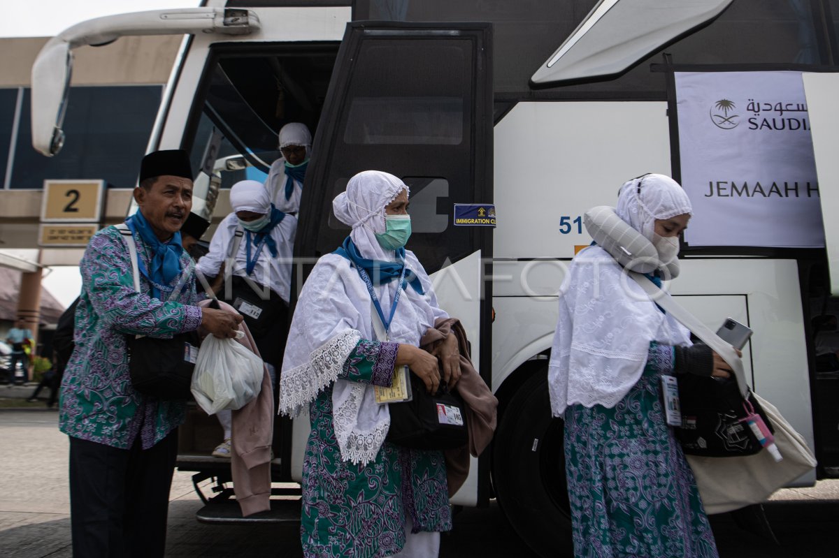 Pemberangkatan kloter pertama JCH embarkasi Palembang