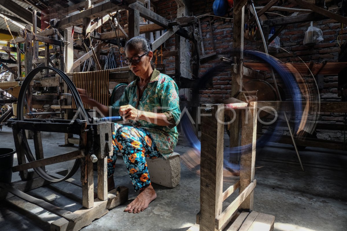 Kain Lurik tradisional Sukoharjo