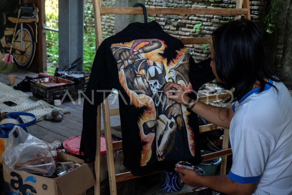 Jasa lukis jaket