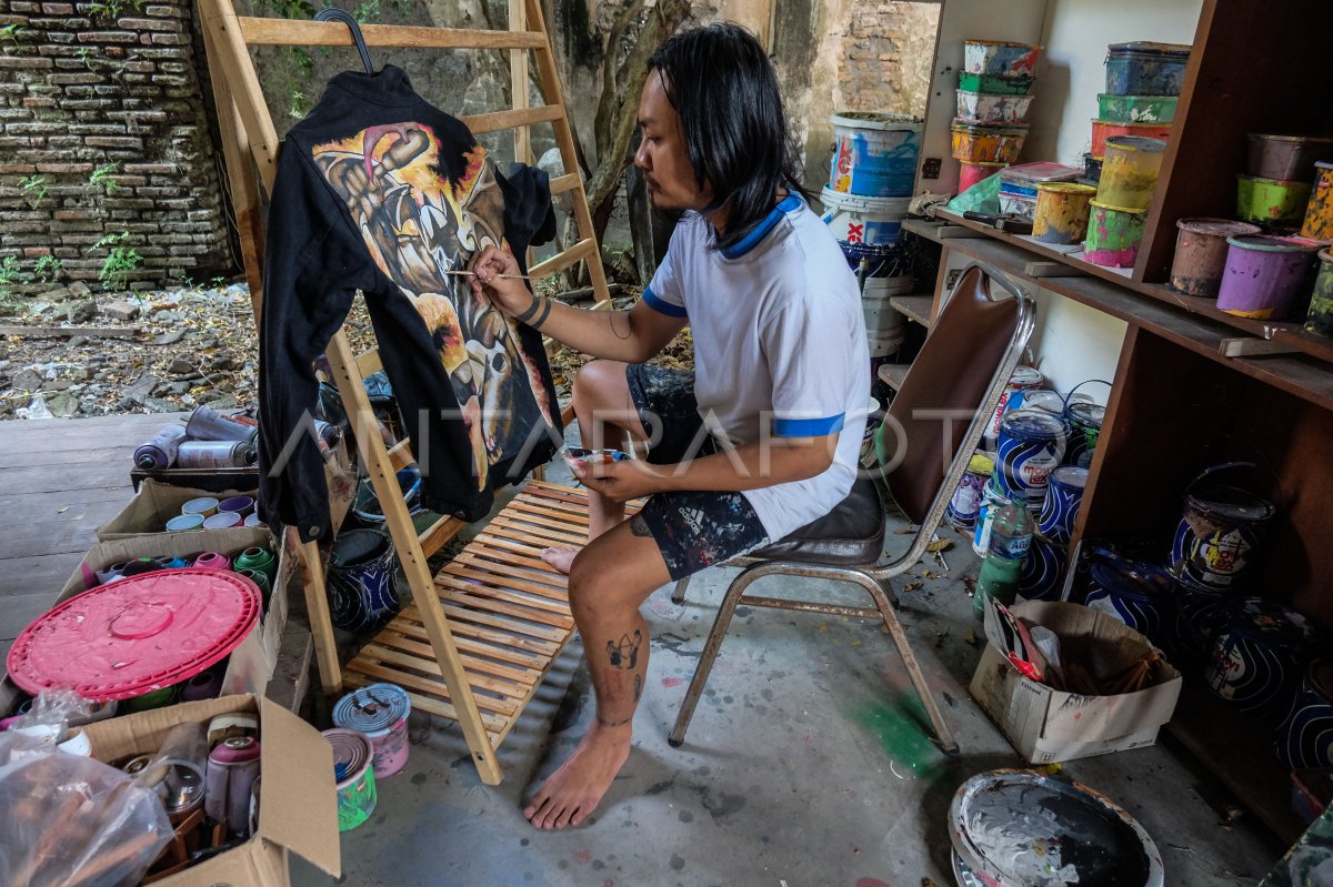 Jasa lukis jaket