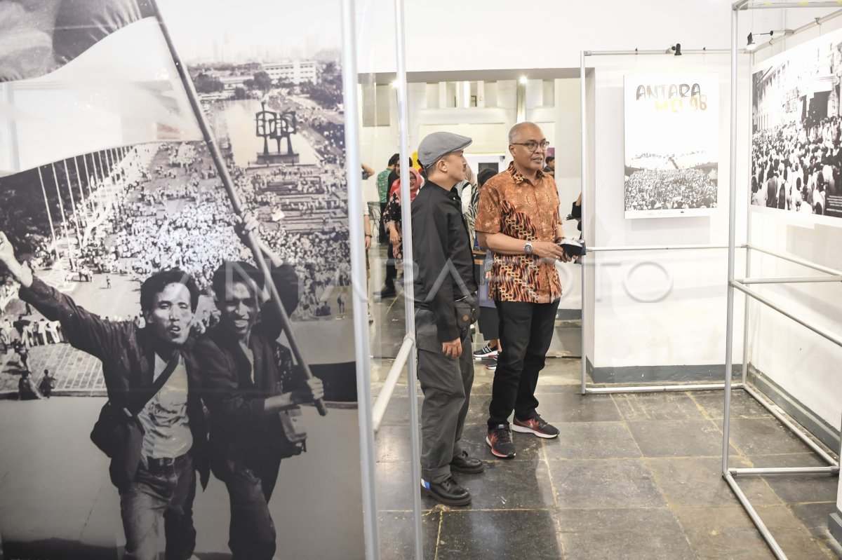 Pameran Foto Antara Mei 98