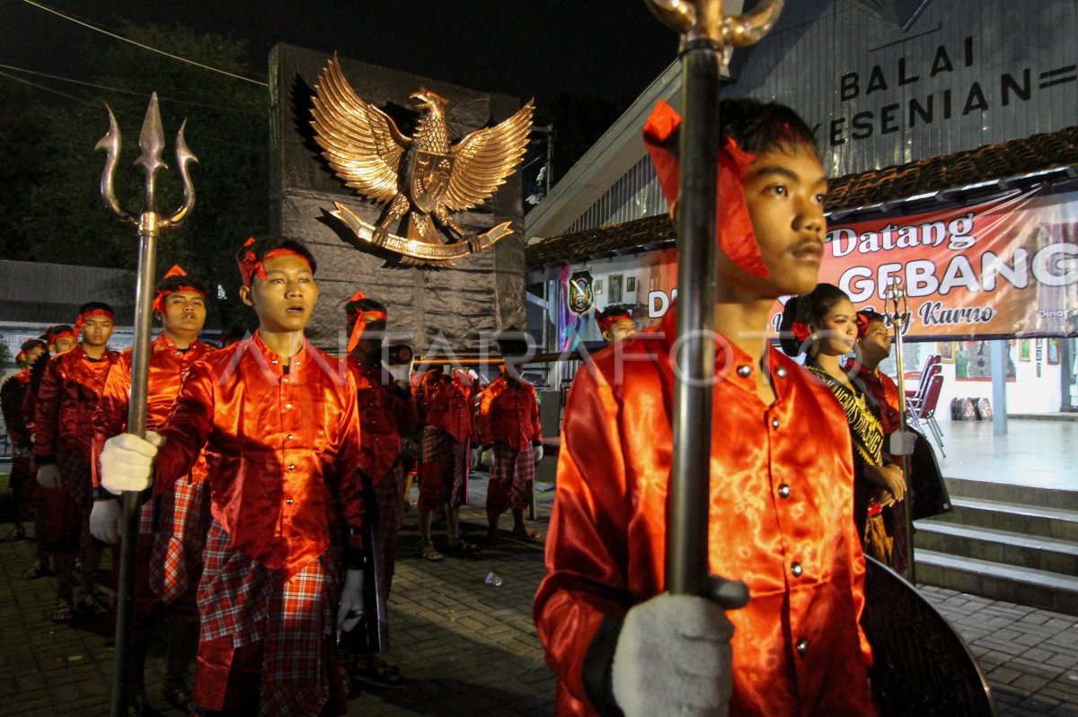 Tradisi Bedhol Pusaka di Blitar