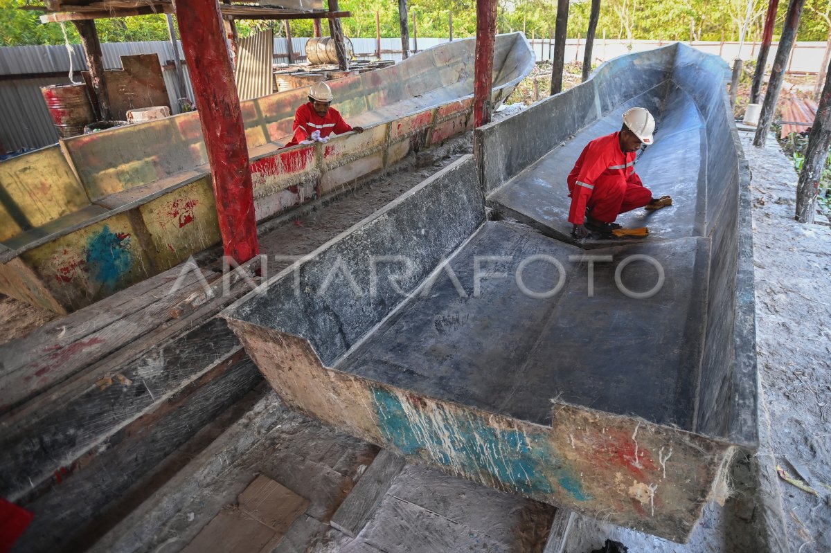 ITS dampingi warga penerima bantuan kapal Kemensos