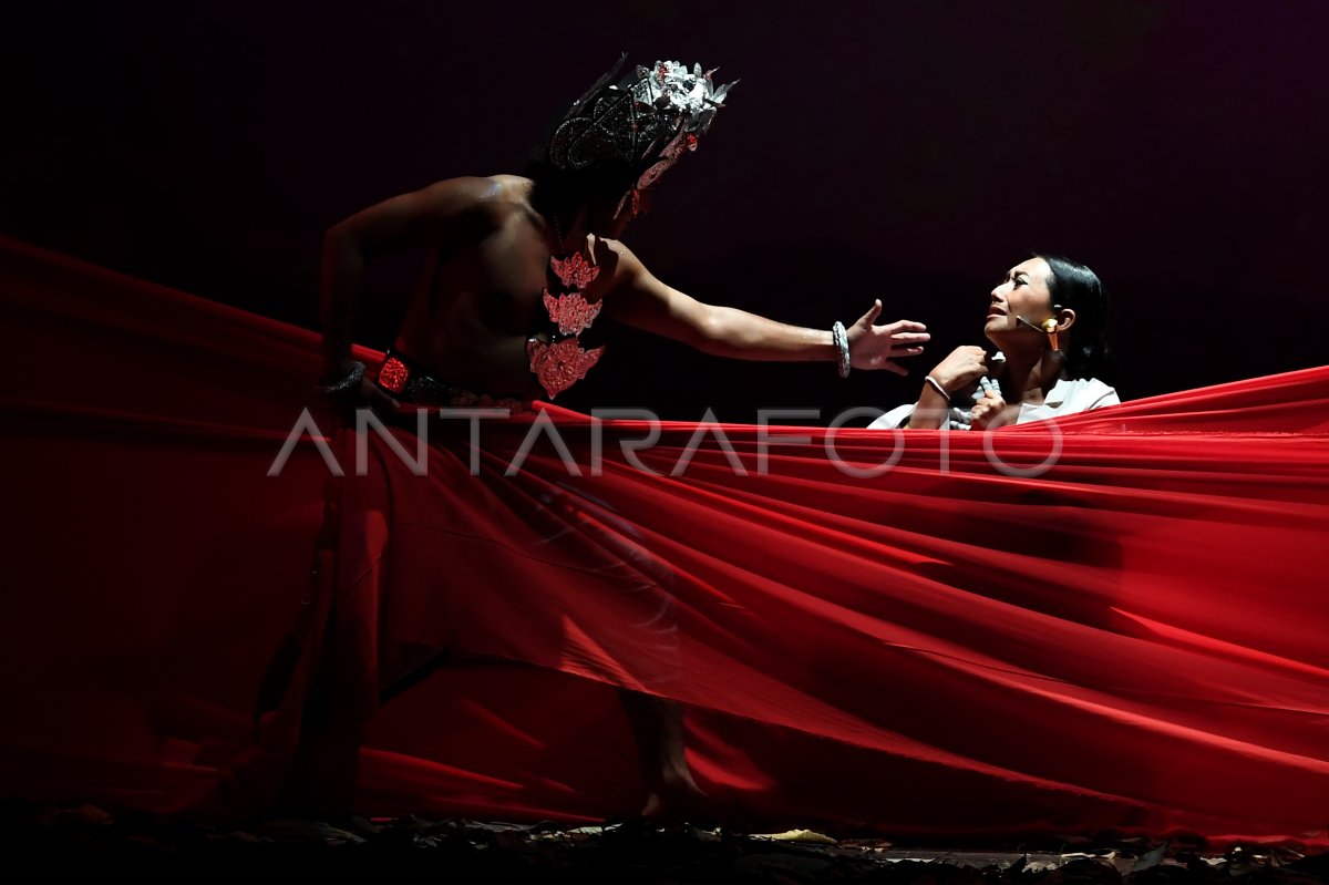 Pementasan Teater Monolog Drupadi