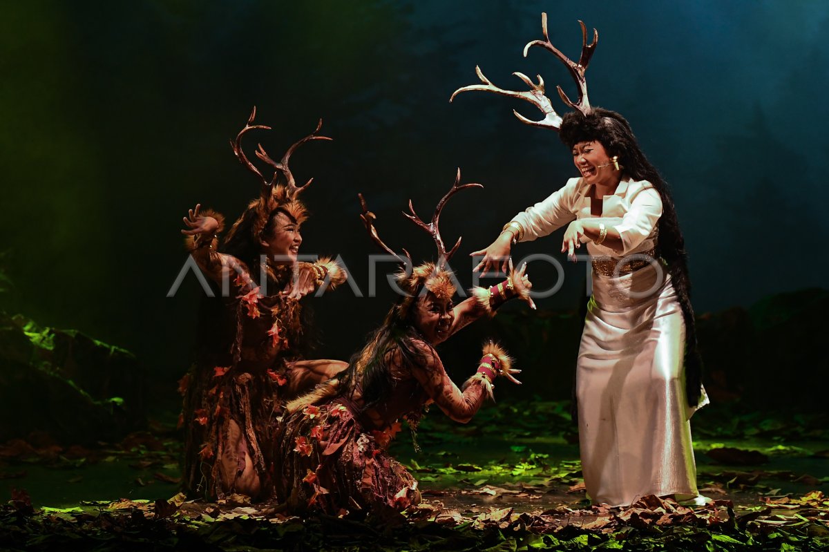 Pementasan Teater Monolog Drupadi