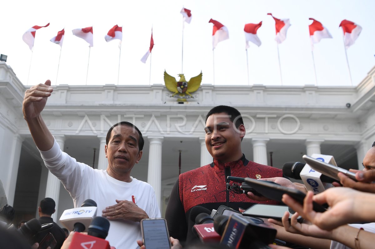 Presiden Joko Widodo serahkan bonus SEA Games 2023