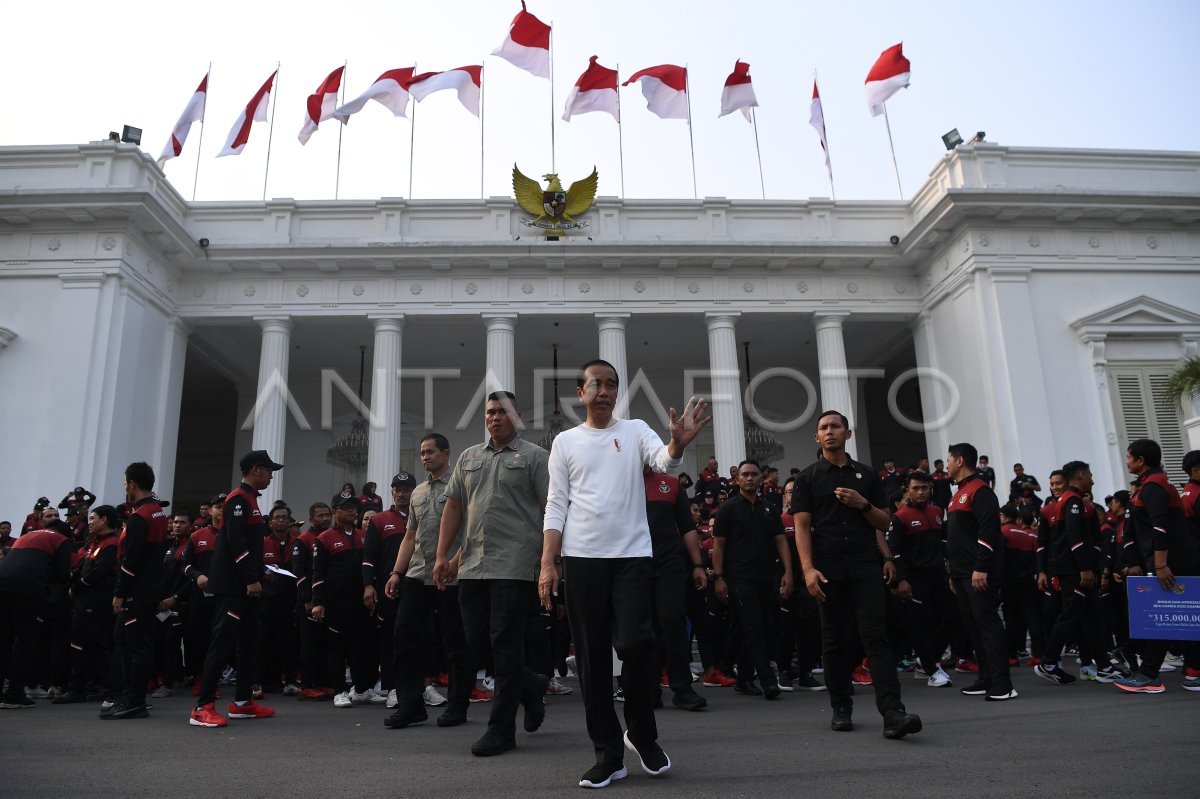 Presiden Joko Widodo Serahkan Bonus SEA Games 2023 | ANTARA Foto