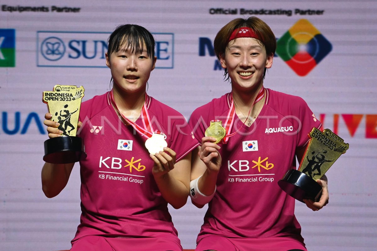Baek dan Lee Juara Indonesia Open