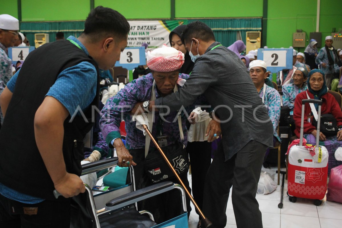 Kepulangan jamaah haji di Surabaya