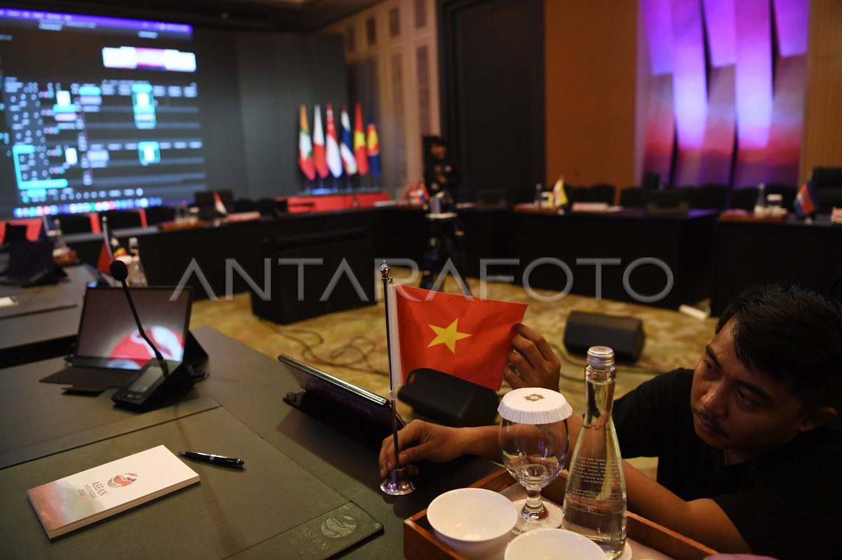 Persiapan Jelang Pertemuan Menlu ASEAN | ANTARA Foto