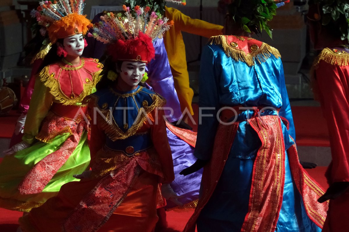 Seni Tari Tradisional Khas Bekasi Antara Foto