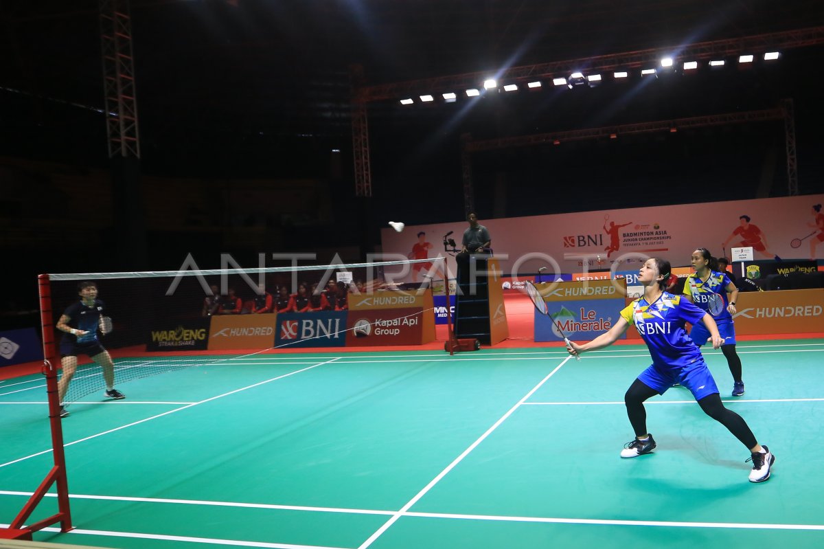 Final beregu campuran Badminton Asia Junior Championships