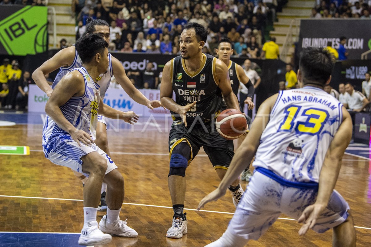 Prawira Harum Bandung Melaju Ke Final IBL 2023 | ANTARA Foto