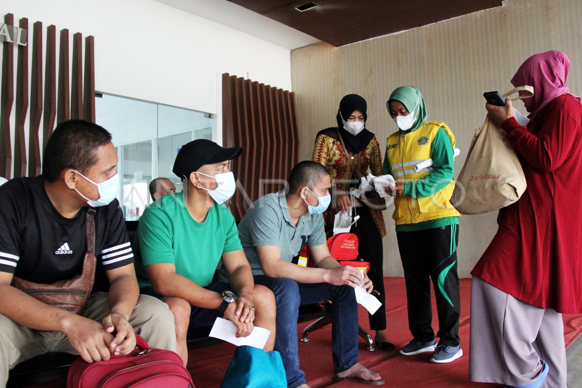 Malaysia deportasi 33 WNI