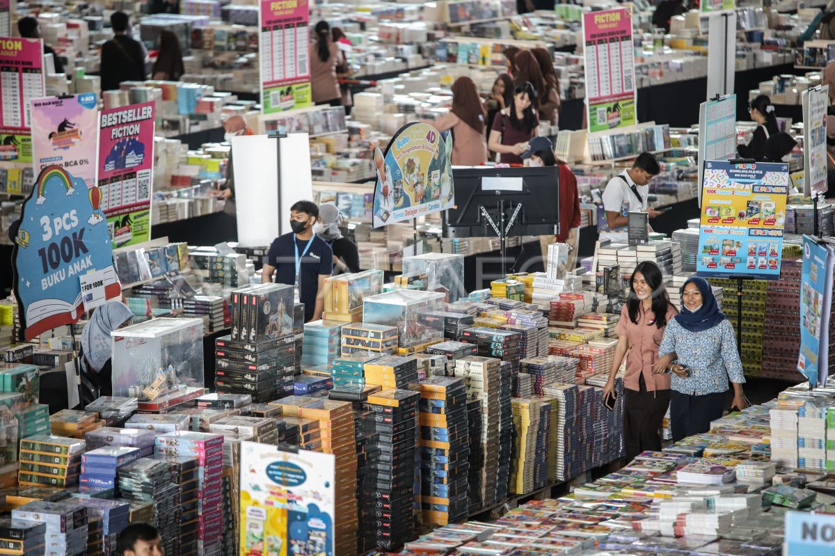 Pameran Buku Bbw Di Surabaya Antara Foto