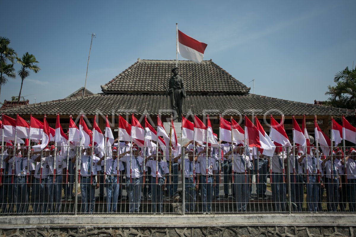 Pesta bendera pelajar SMK di Sragen