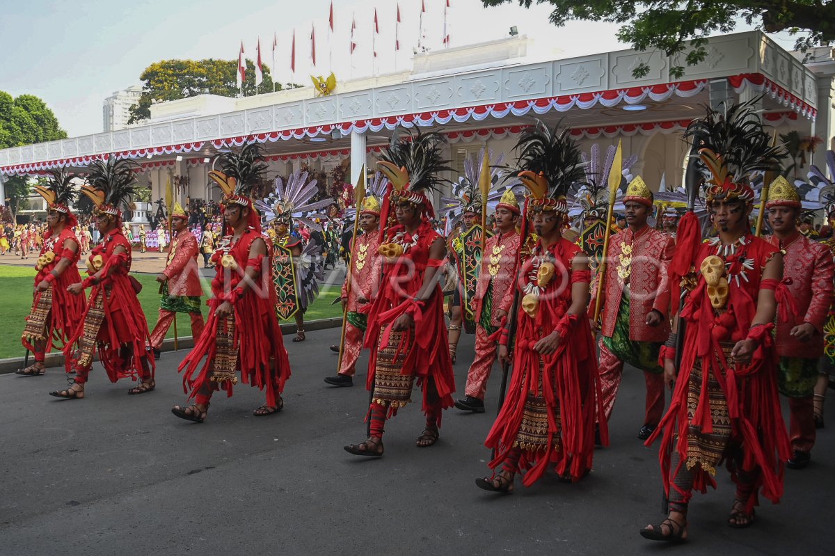 Kirab Bendera Merah Putih Hut Ke Ri Antara Foto