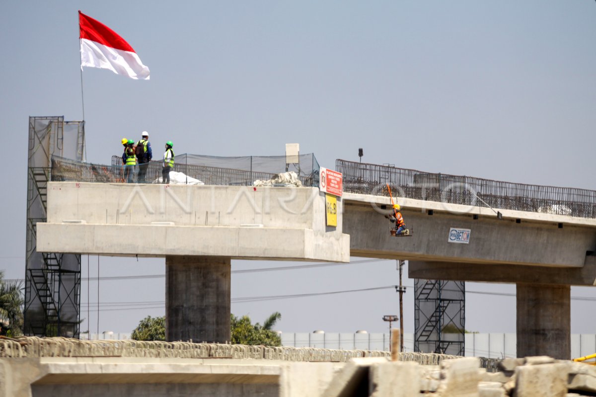 Progres Pengerjaan Jembatan Layang Aloha Di Sidoarjo Antara Foto