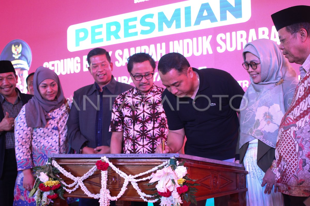 Peresmian Bank Sampah Induk Surabaya Antara Foto 6374