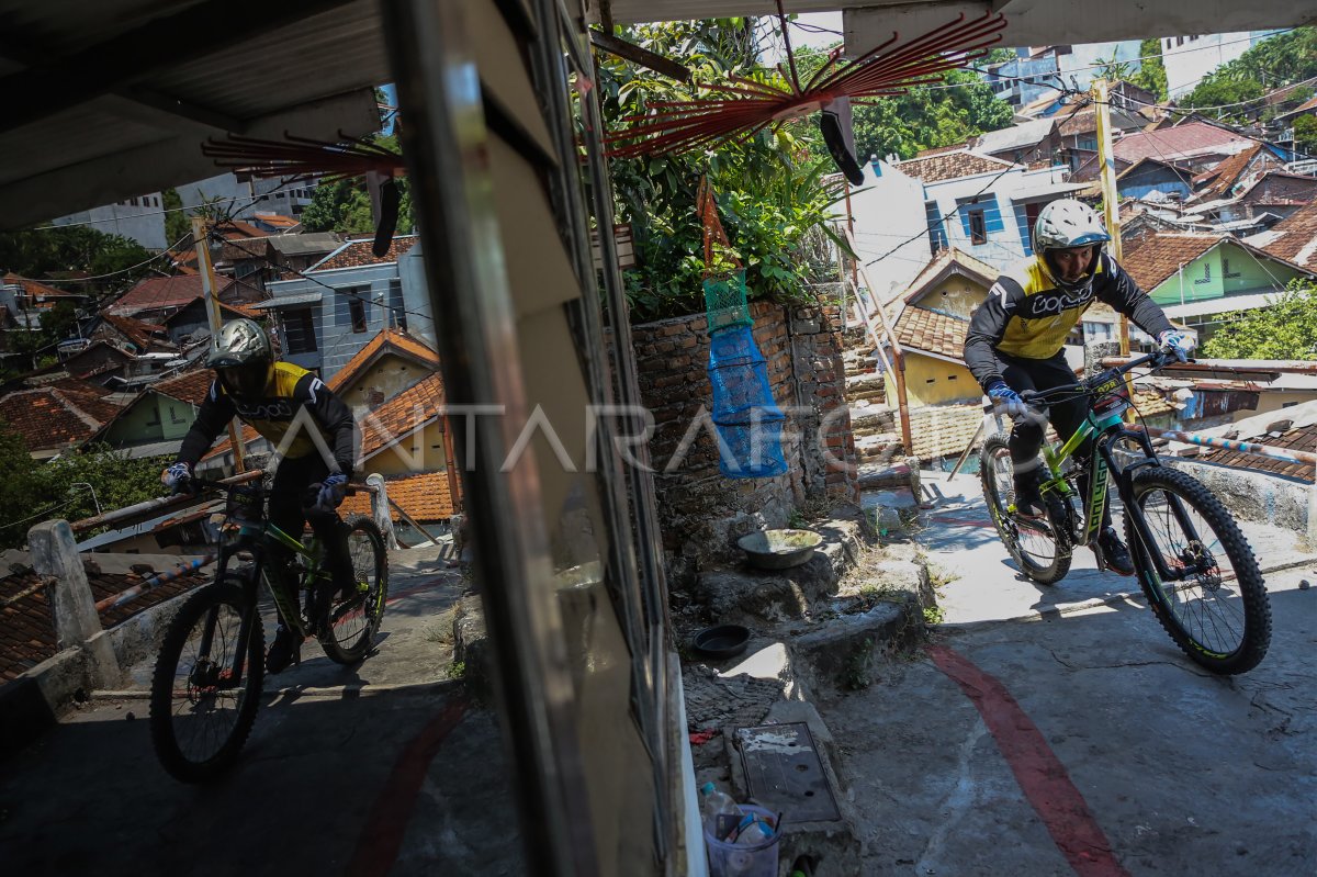 Urban Downhill di Kota Semarang