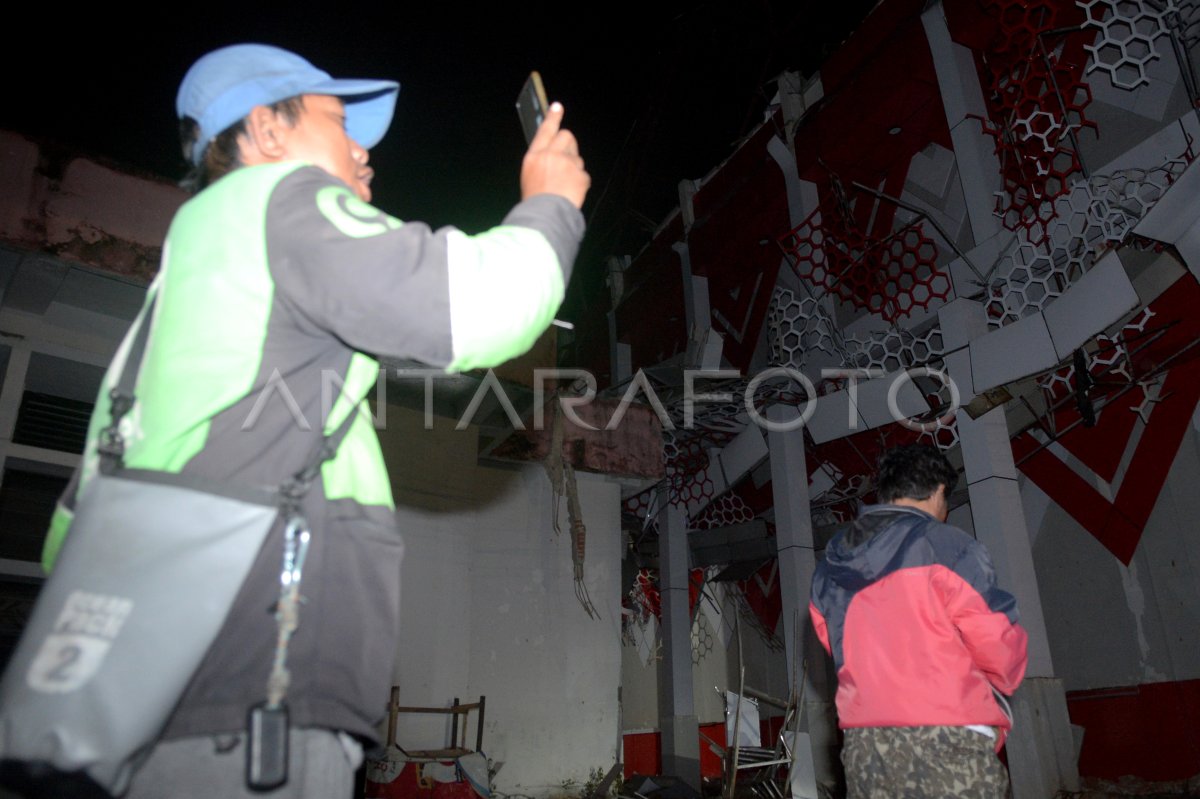 Dampak gempa Maluku Utara di Manado
