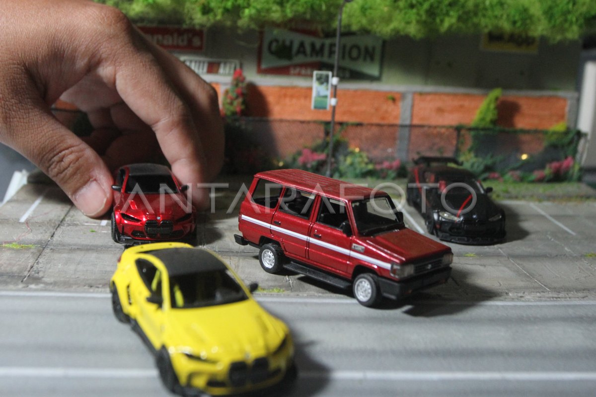 Pemanfaatan teknologi digital dalam pembuatan berbagai miniatur