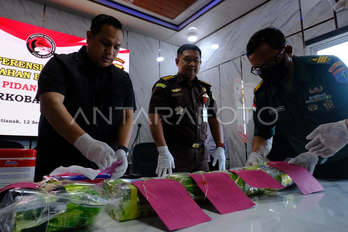 Pemusnahan sabu selundupan dari Malaysia
